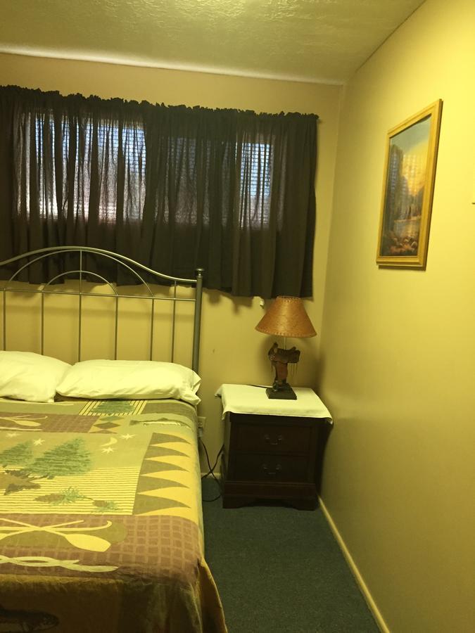 Harrison Inn Duchesne Luaran gambar