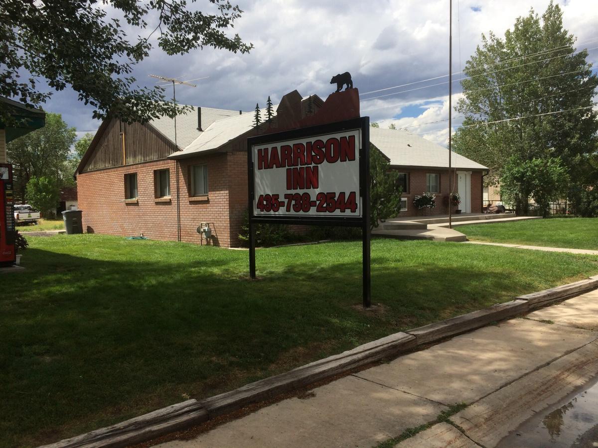 Harrison Inn Duchesne Luaran gambar
